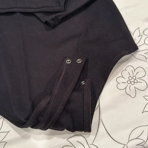 A&F Mock Neck Bodysuit - Picture 2 of 4